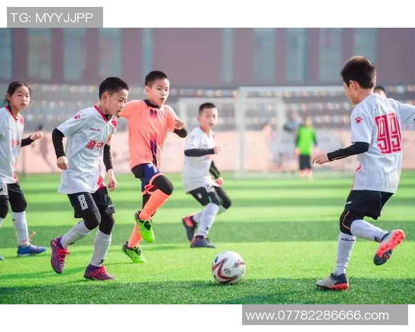 足球明星摇子图片展示各大球星风采与激情瞬间的精彩合集 足球明星摇子图片展示各大球星风采与激情瞬间的精彩合集